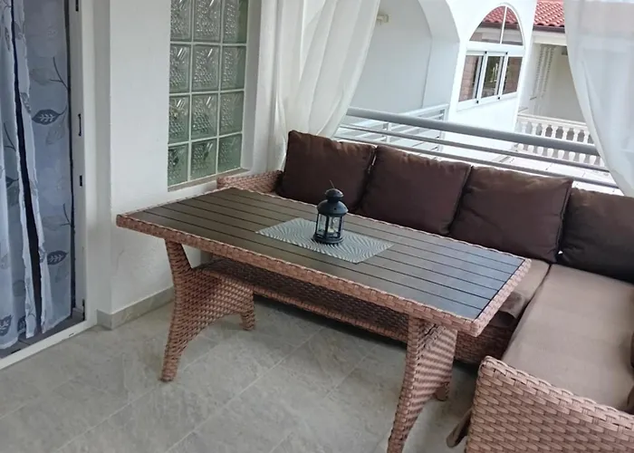 Apatmani Peternel Apartamento *