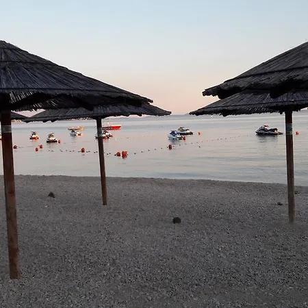 Apatmani Peternel Vir