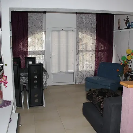 Apatmani Peternel * Vir